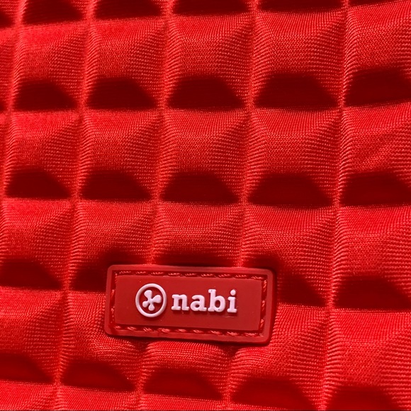 NABI red padded zipper Case - Picture 2 of 6